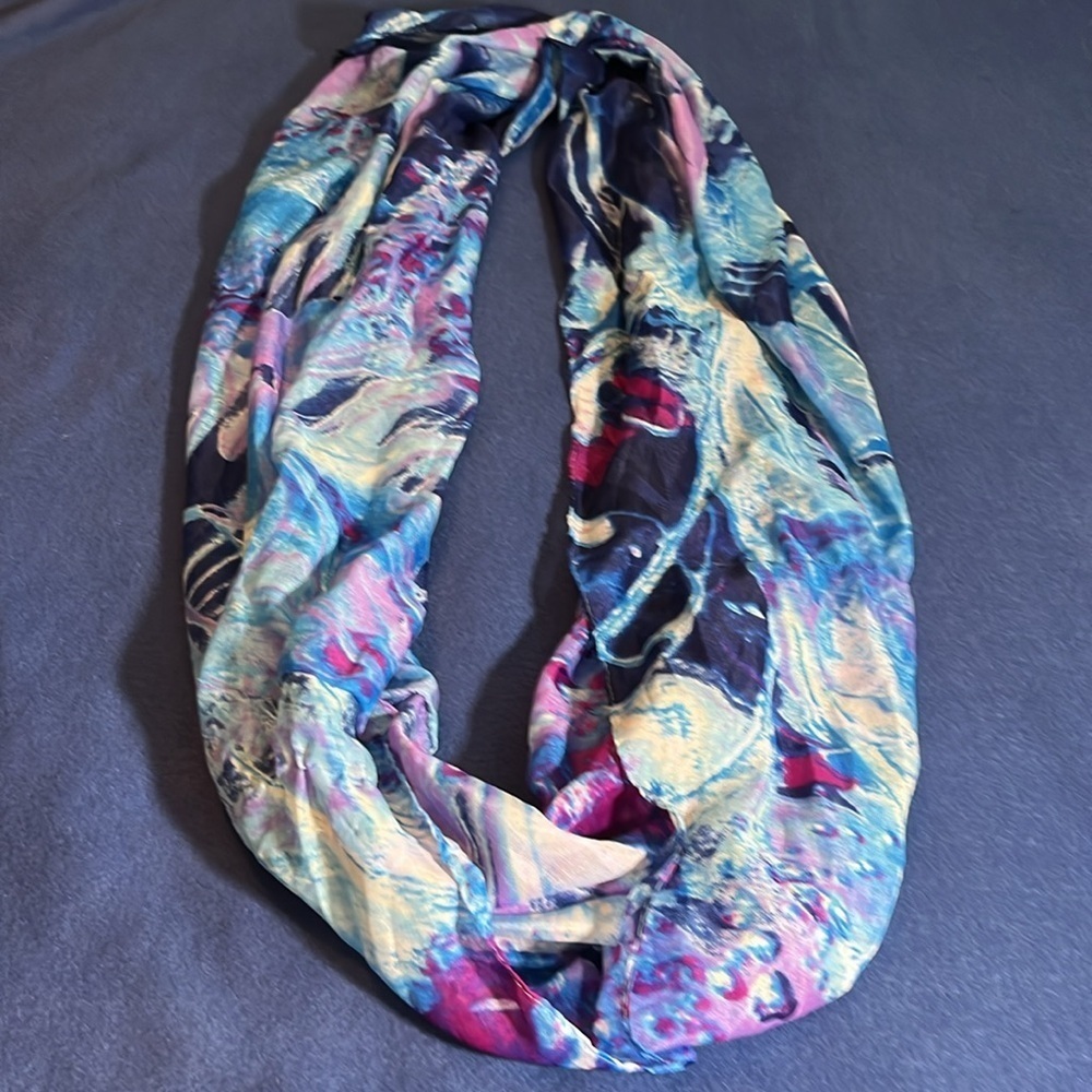 Colorful infinity scarf - Picture 2 of 2
